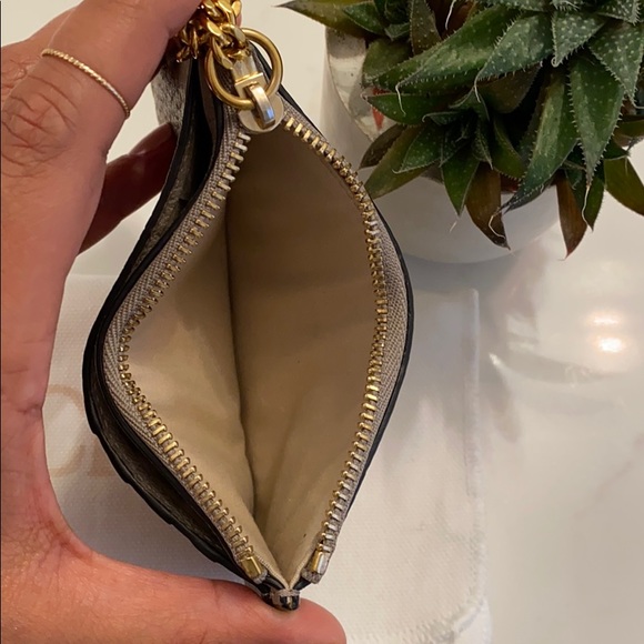 Chloe Coin Purse with Card Slots - Picture 4 of 6
